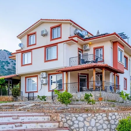 With Shared Pool And Jacuzzi In Seydikemer