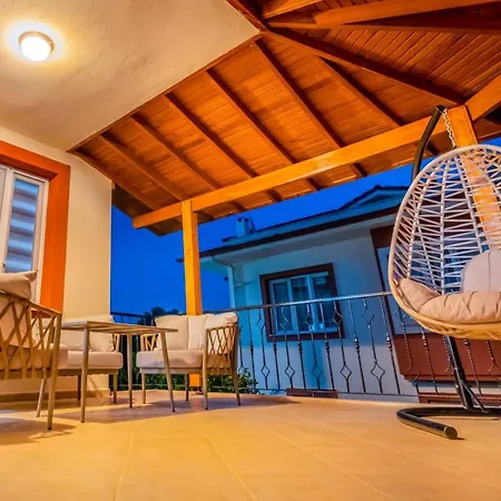 With Shared Pool And Jacuzzi In Seydikemer *